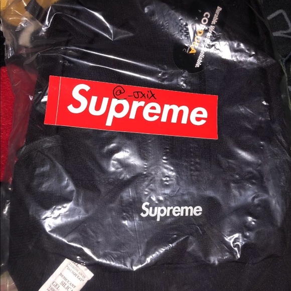 BRAND NEW supreme ss18 black bookbag !